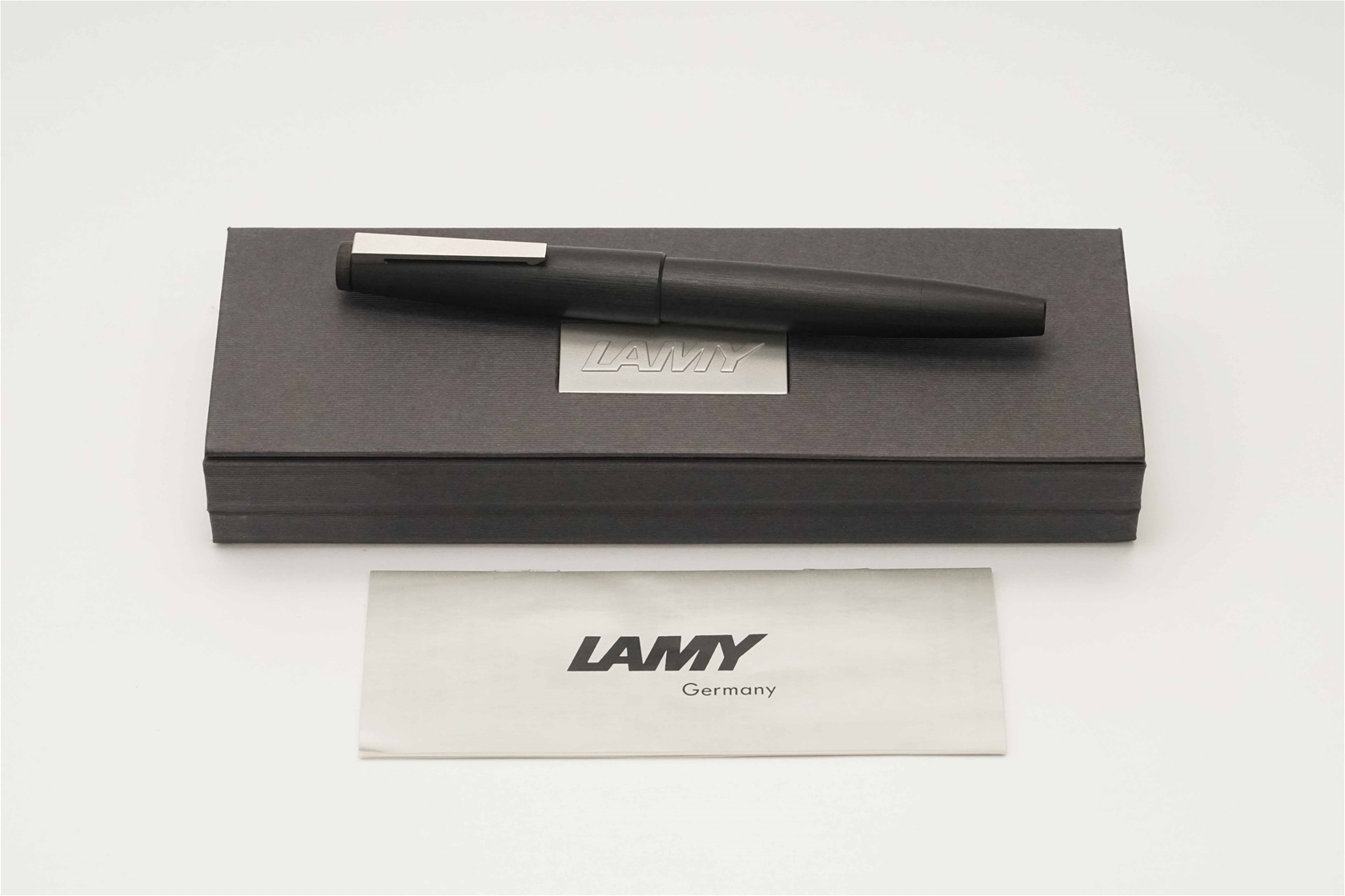 Bút máy Lamy 2000 Matte Black 14K OB