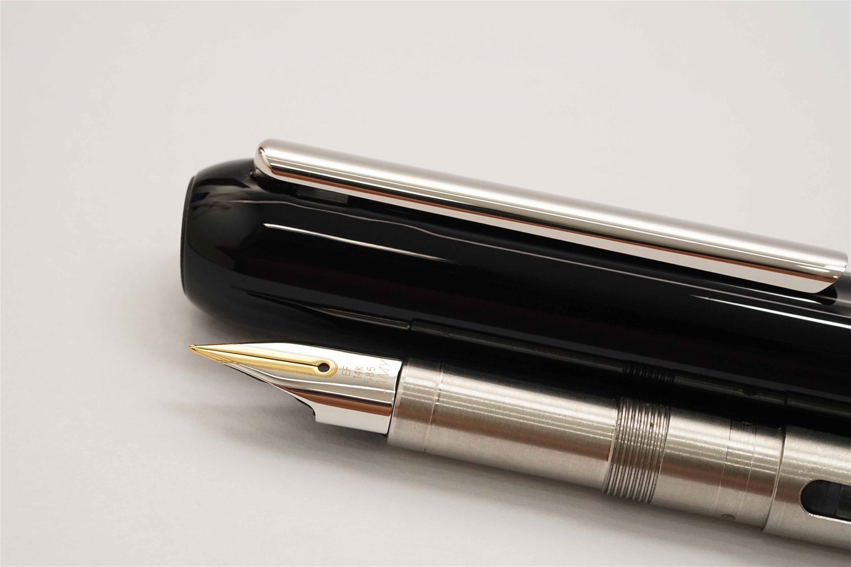 Bút máy Lamy Dialog 3 Piano Black 14K EF