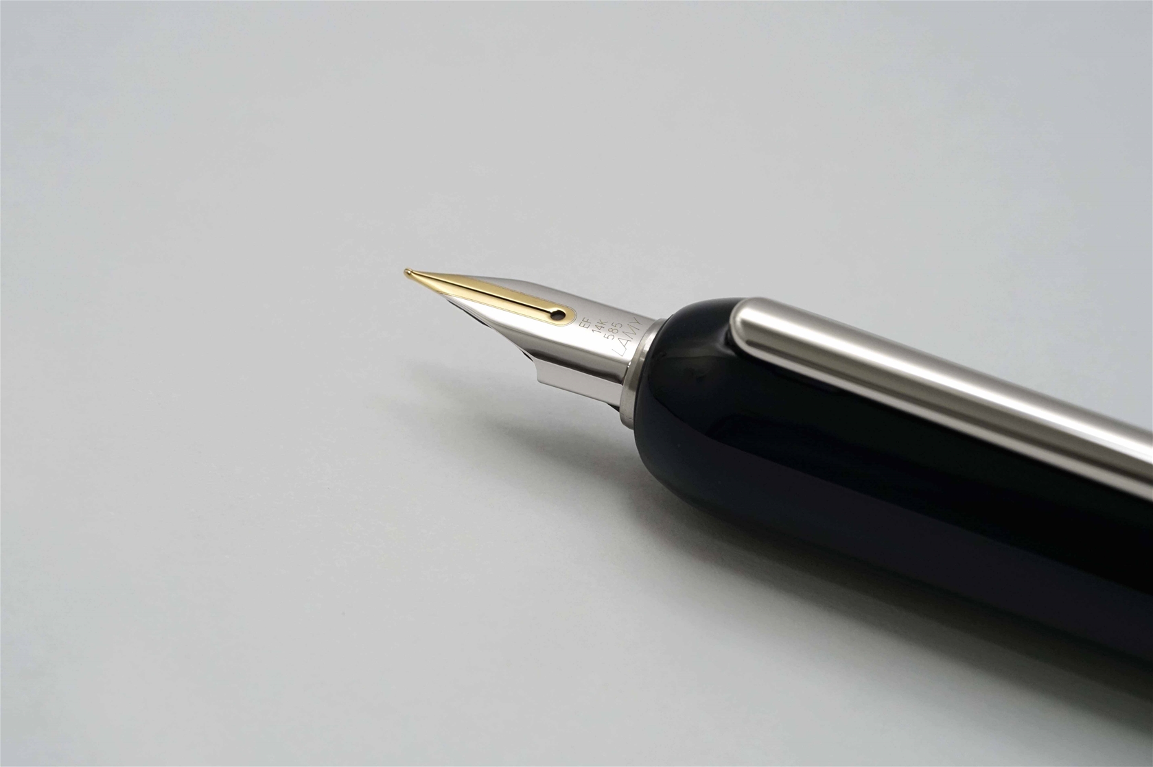 Bút máy Lamy Dialog 3 Piano Black 14K EF