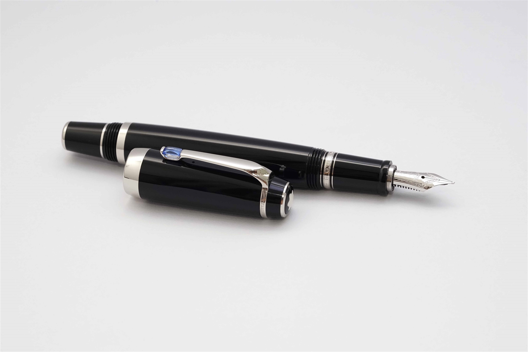 Bút máy Montblanc Boheme Bleu Big Size 14K F