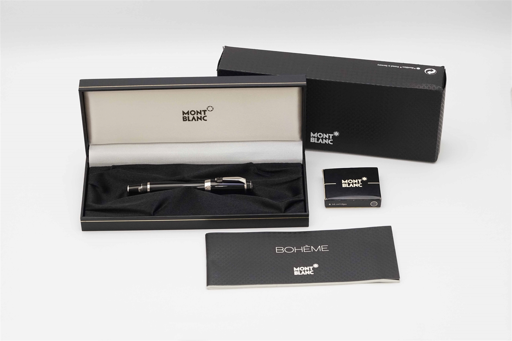 Bút máy Montblanc Boheme Noir 14K M