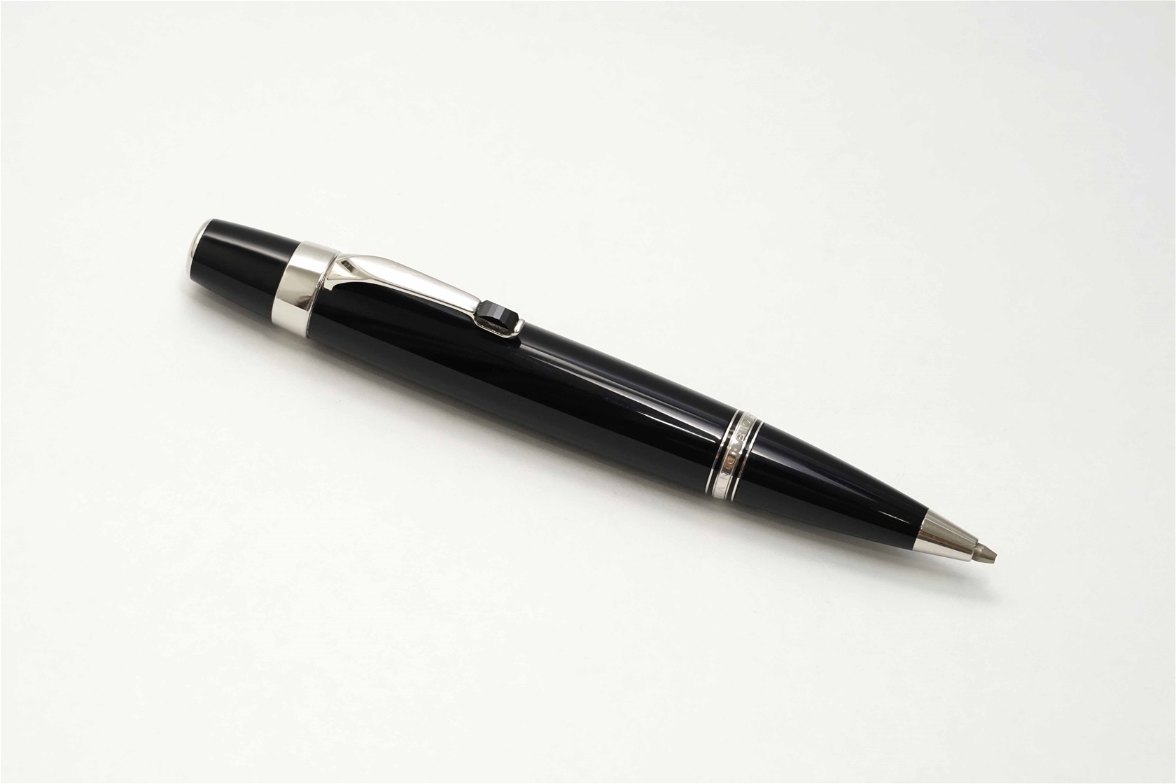 Bút chì Montblanc Boheme Noir Pencil 