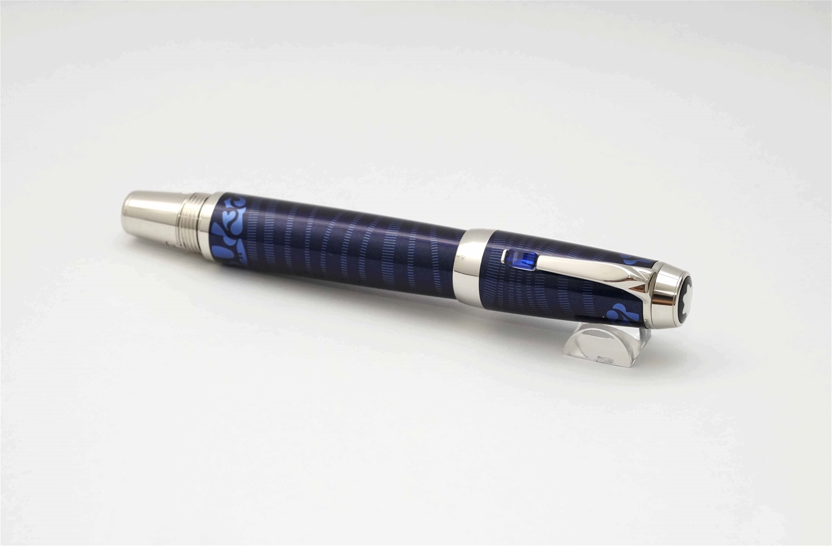 Bút máy Montblanc Boheme Paso Doble Bleu 18K M 