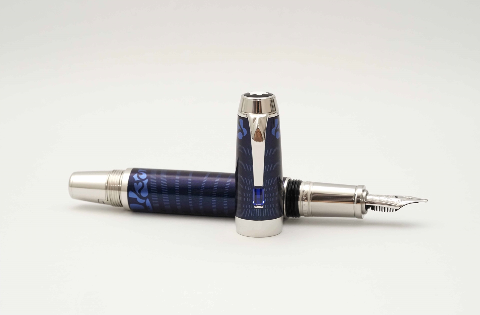 Bút máy Montblanc Boheme Paso Doble Bleu 18K M 