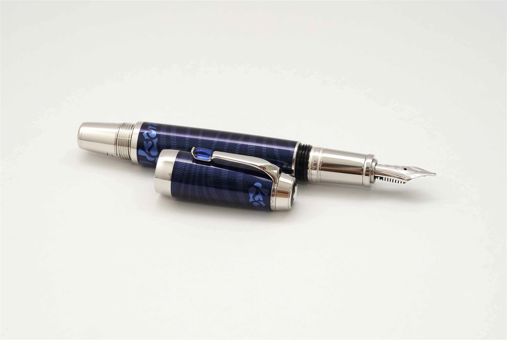 Bút máy Montblanc Boheme Paso Doble Bleu 18K M 