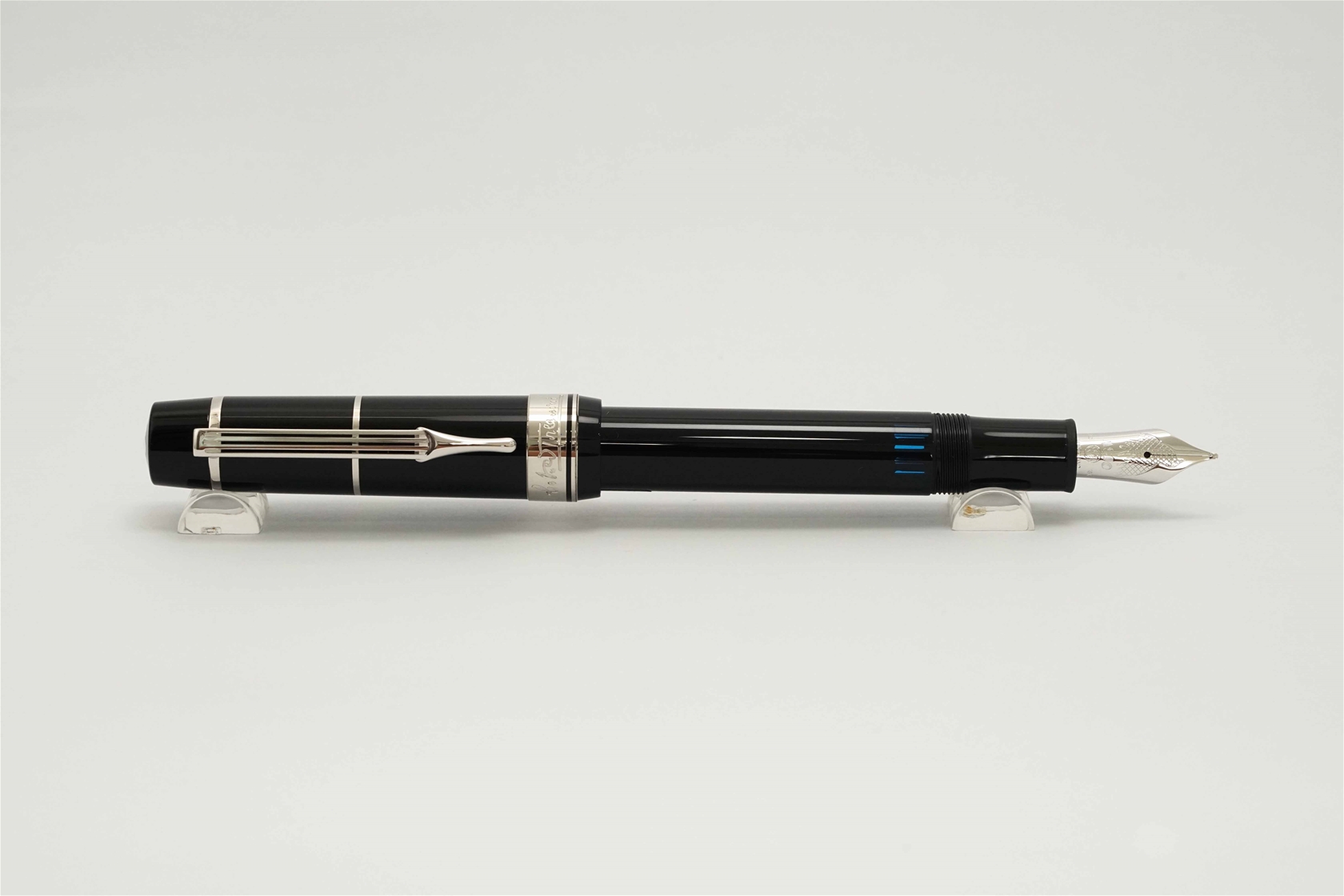 Bút máy Montblanc Donation Arturo Toscanini Special Edition 18K M
