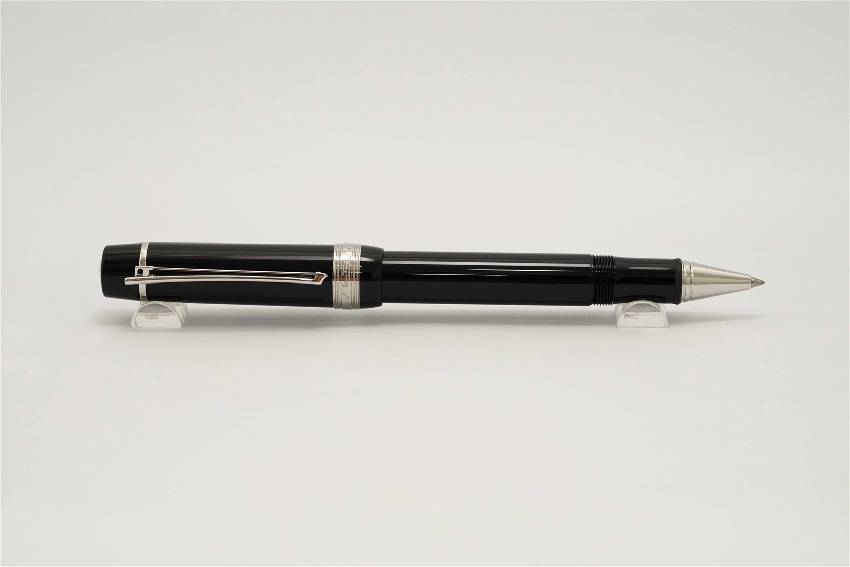 Bút bi nước Montblanc Donation Johann Strauss Special Edition Rollerball