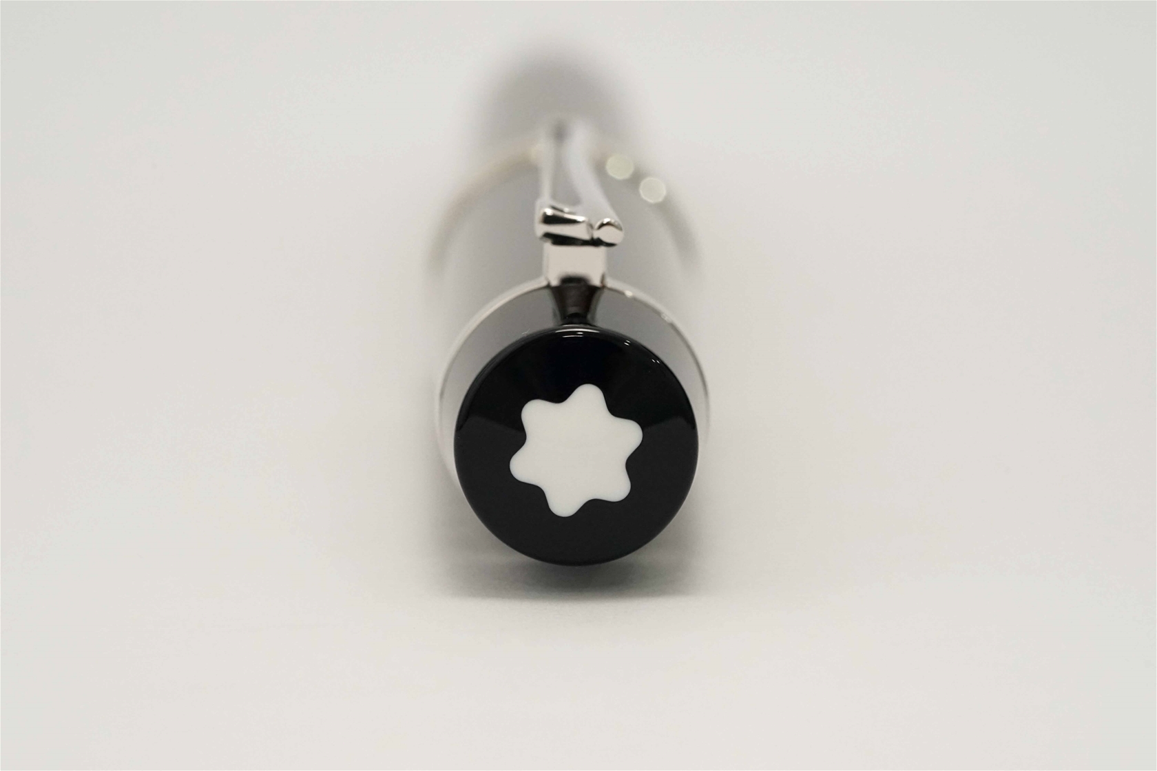 Bút bi nước Montblanc Donation Johann Strauss Special Edition Rollerball