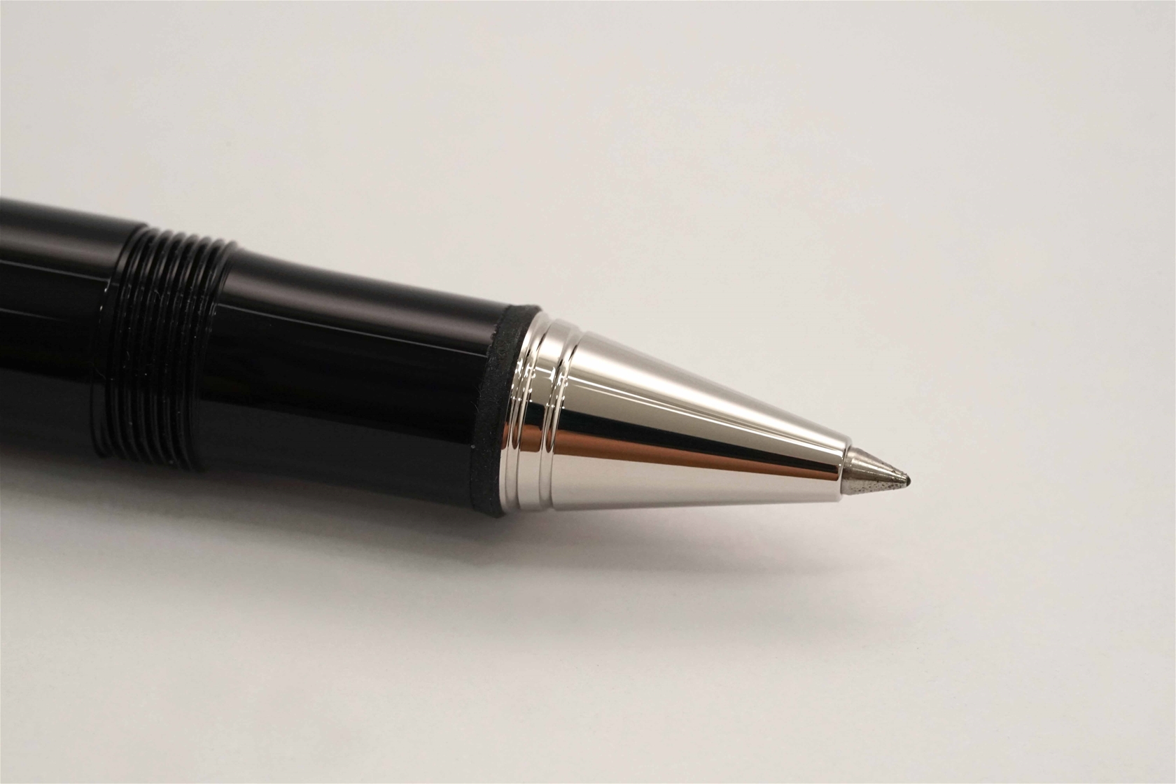 Bút bi nước Montblanc Donation Johann Strauss Special Edition Rollerball
