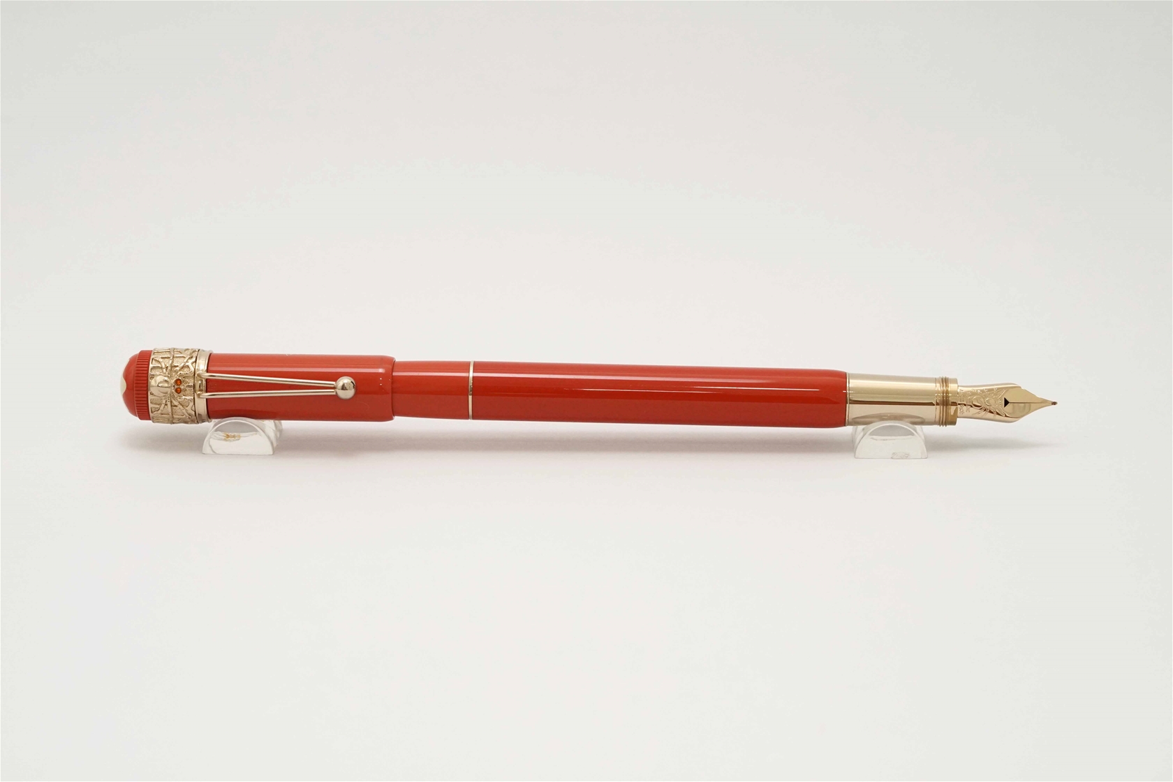 Bút máy Montblanc Heritage Rouge et Noir Spider Metamorphosis Coral Special Edition 18K M