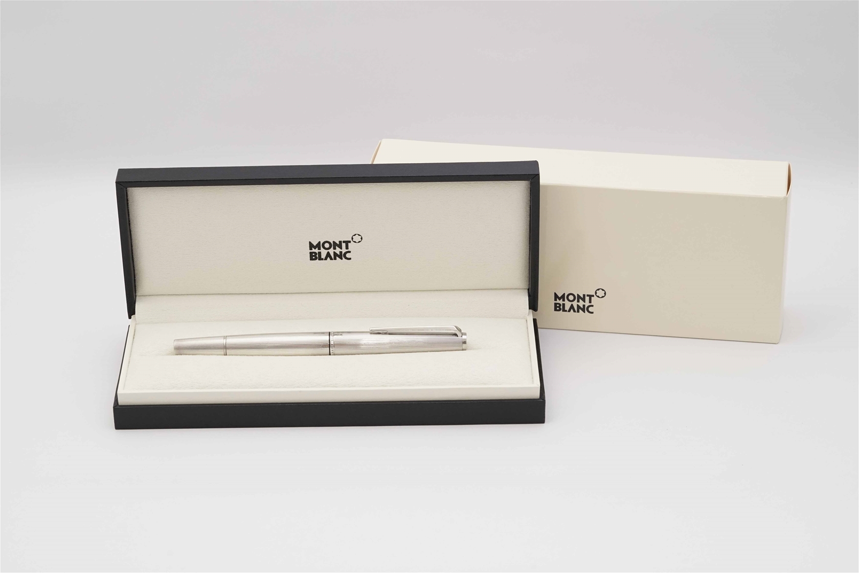 Bút máy Montblanc Meisterstuck 1266 Sterling Silver 18K M