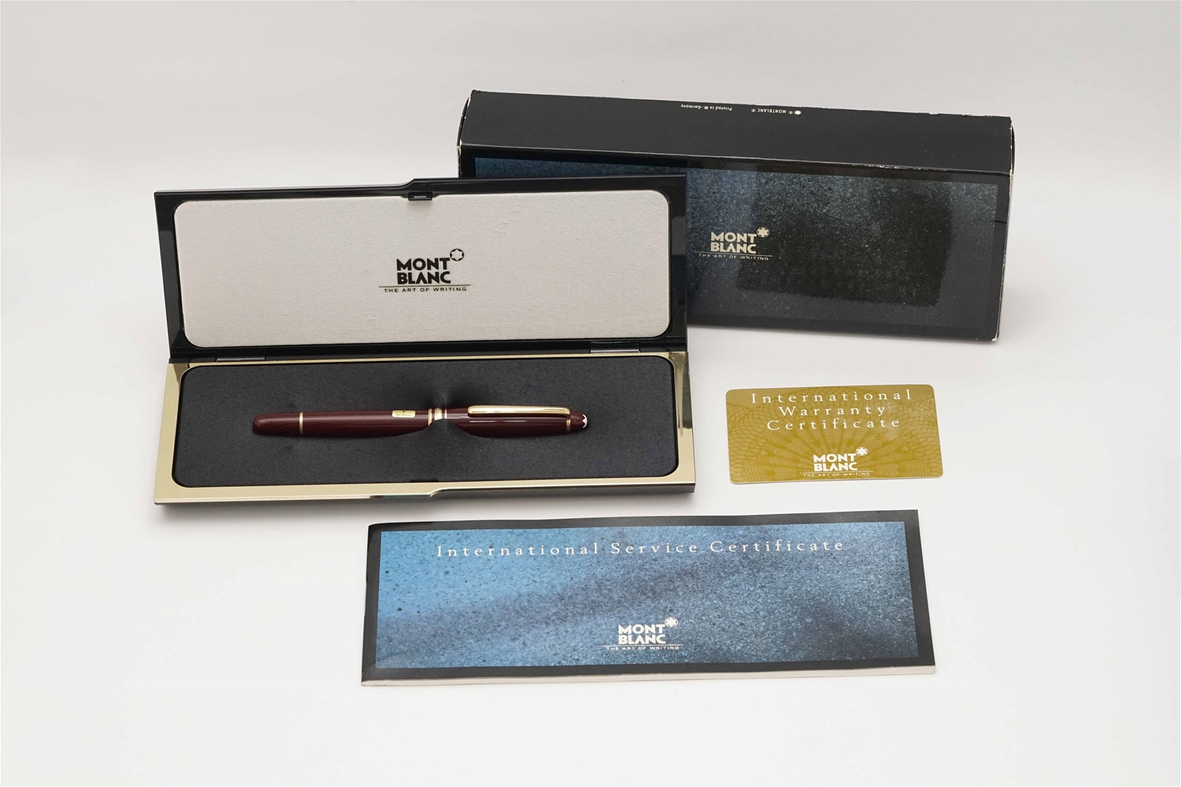 Bút máy Montblanc Meisterstuck 144R Classique Bordeaux 14K F