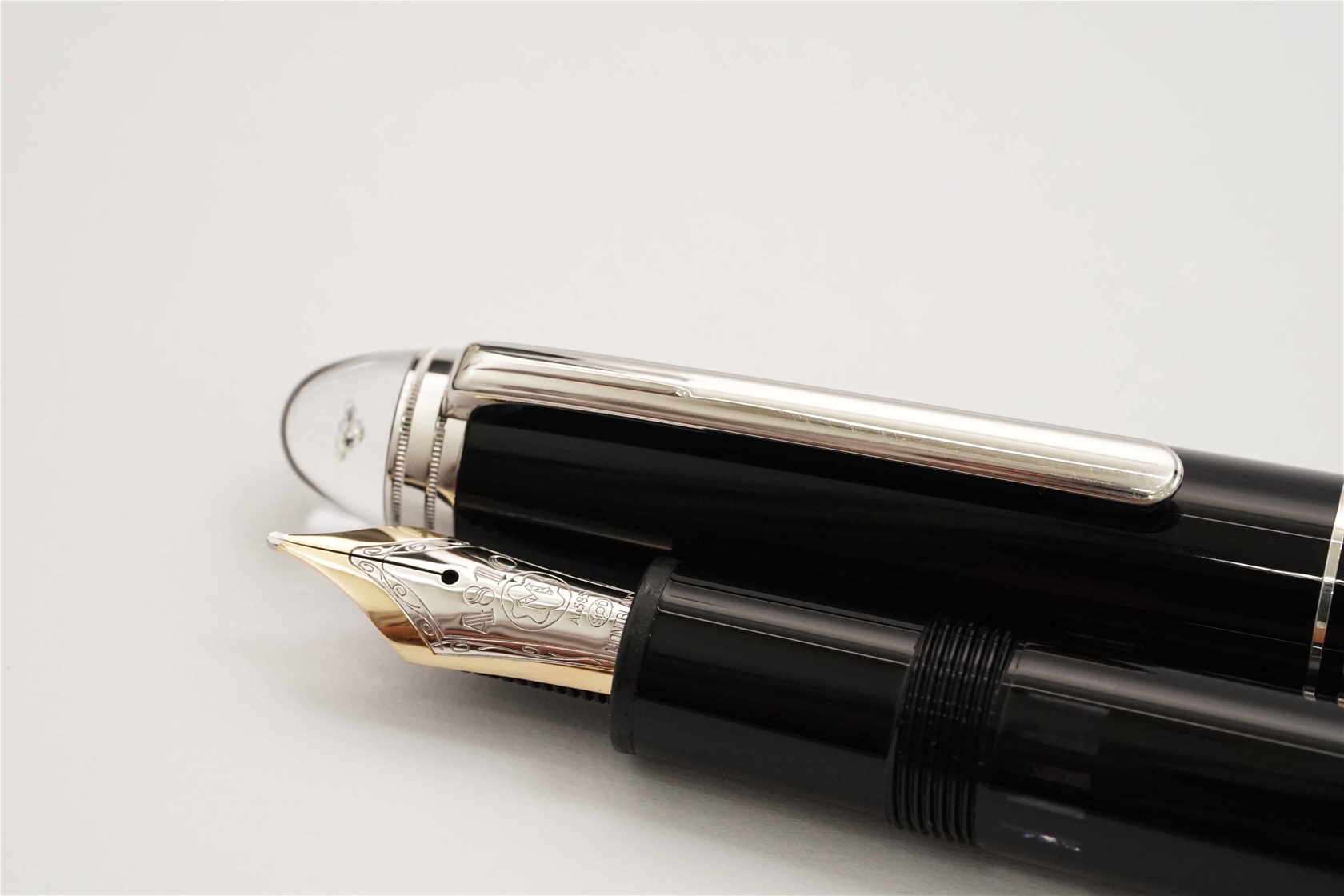 Bút máy Montblanc Meisterstuck 146 Diamond LeGrand Platinum Coated 18K M