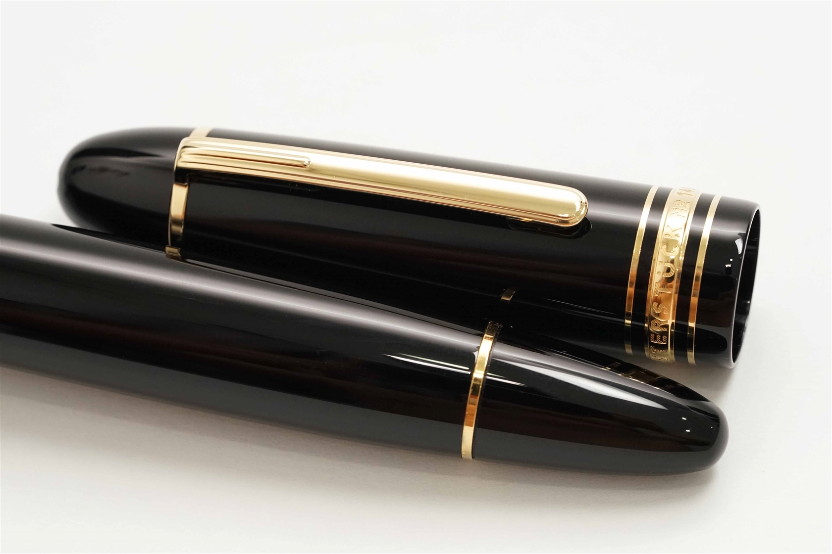 Bút máy Montblanc Meisterstuck 149 Calligraphy 18K Curved Nib