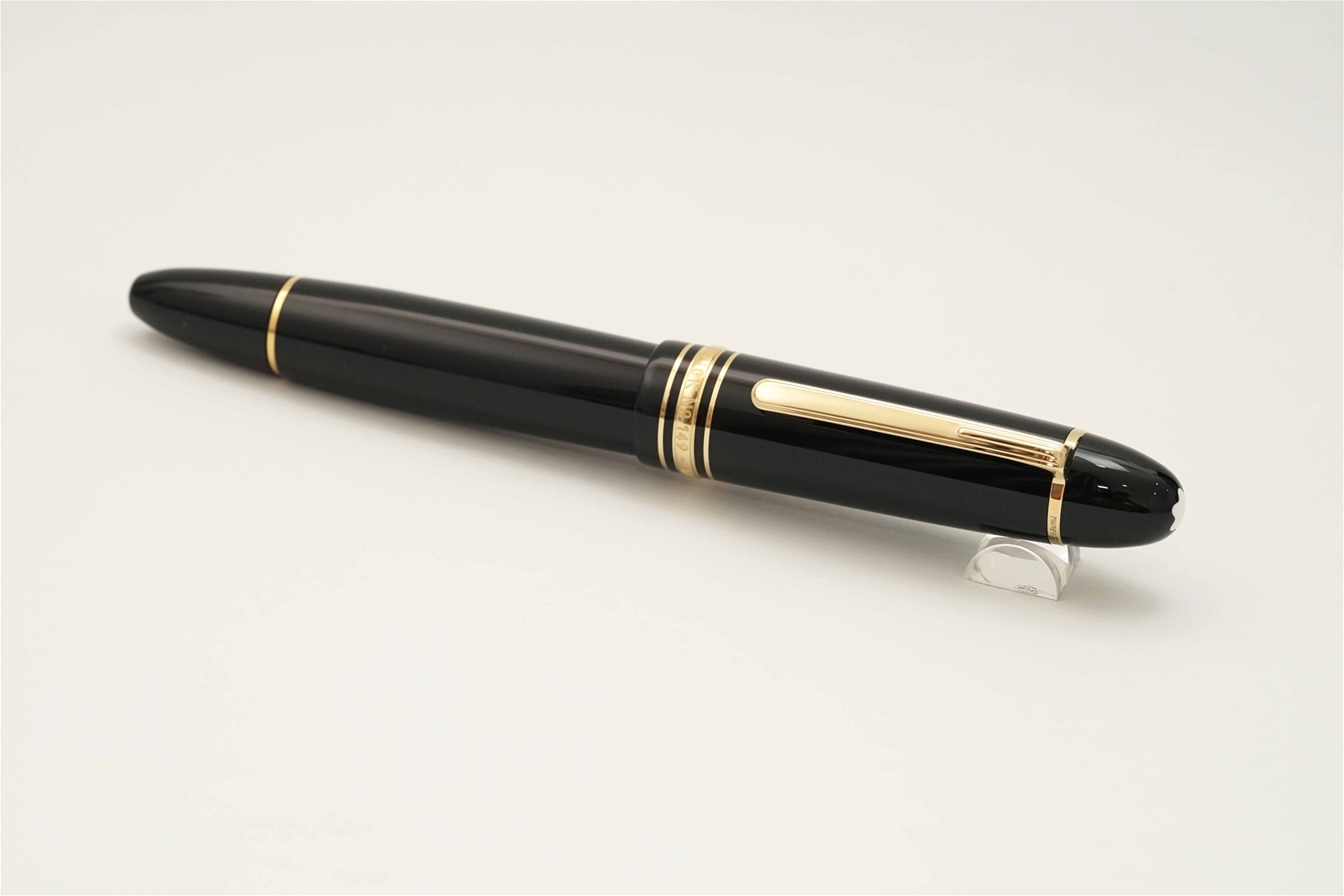 Bút máy Montblanc Meisterstuck 149 Calligraphy 18K Curved Nib