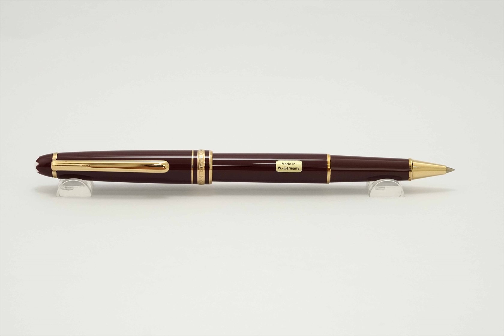 Bút bi nước Montblanc Meisterstuck 163 Classique Burgundy Rollerball Pen