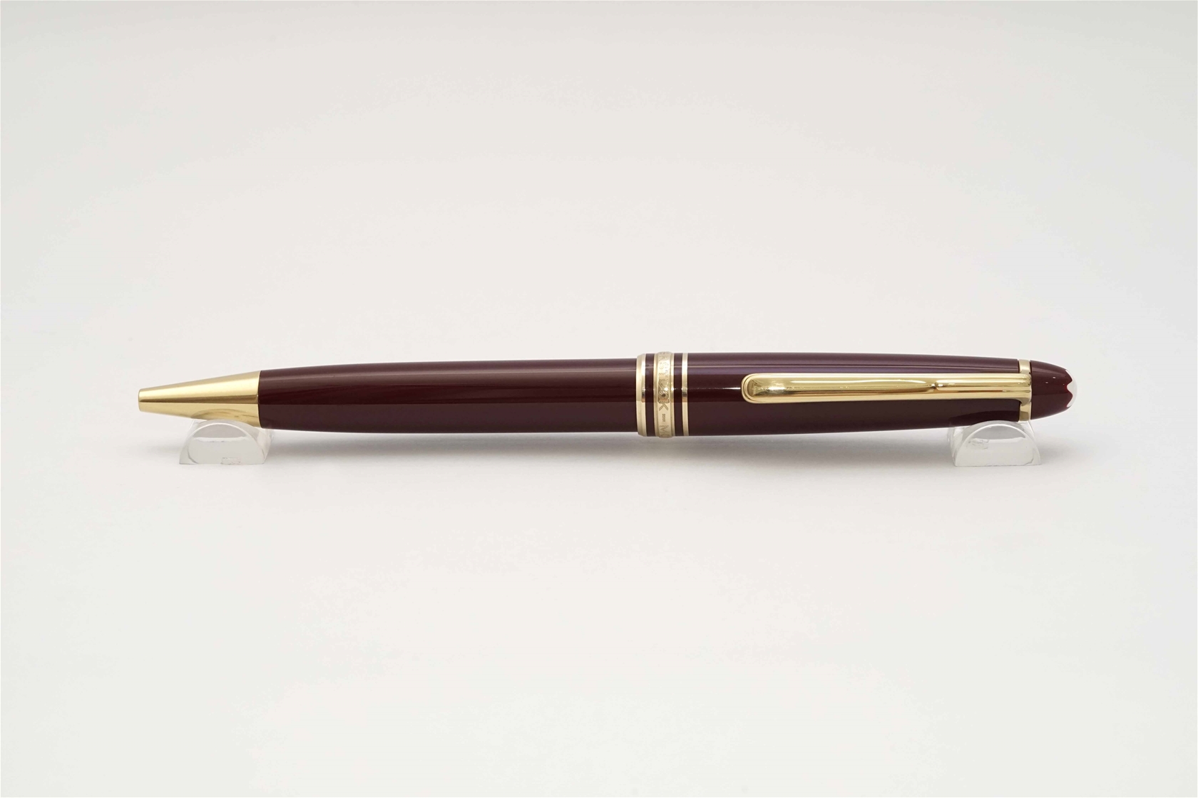 Bút bi Montblanc Meisterstuck 164R Bordeaux Ballpoint Pen