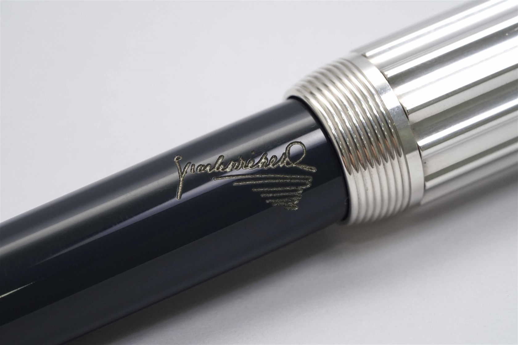 Bút máy Montblanc Meisterstuck Charles Dickens Special Edition 18K F