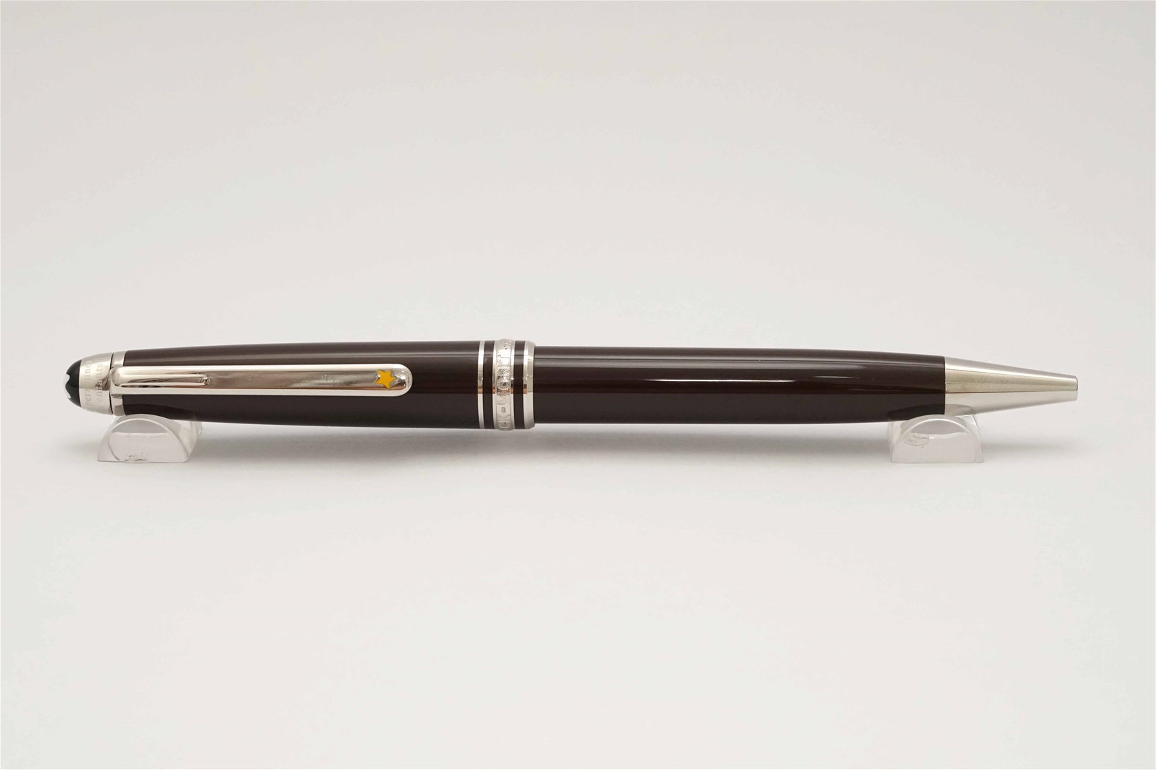 Bút bi Montblanc Meisterstuck Classique Le Petit Prince Aviator Ballpoint Pen