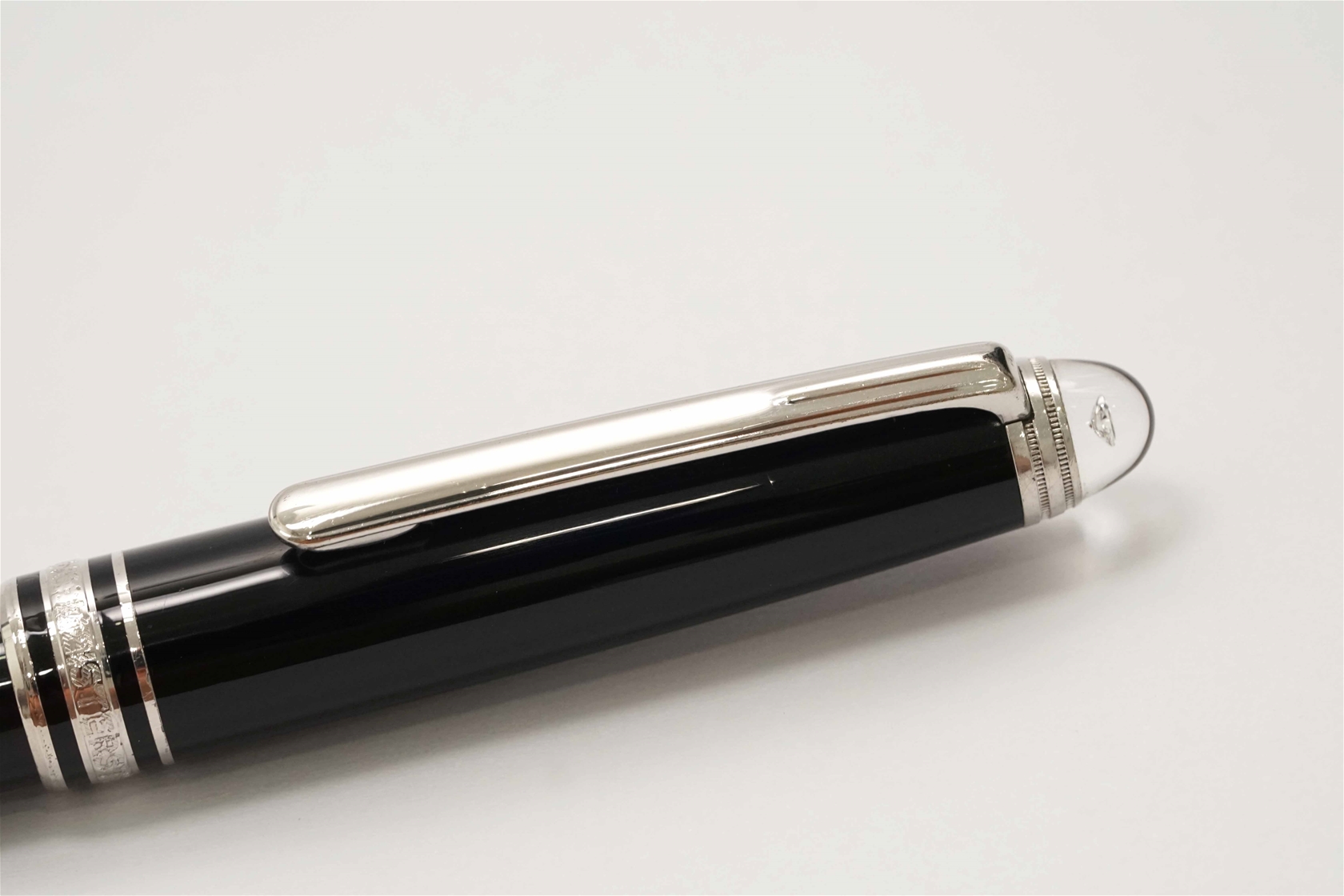 Bút bi Montblanc Meisterstuck Diamond 164 Classic Ballpoint Pen