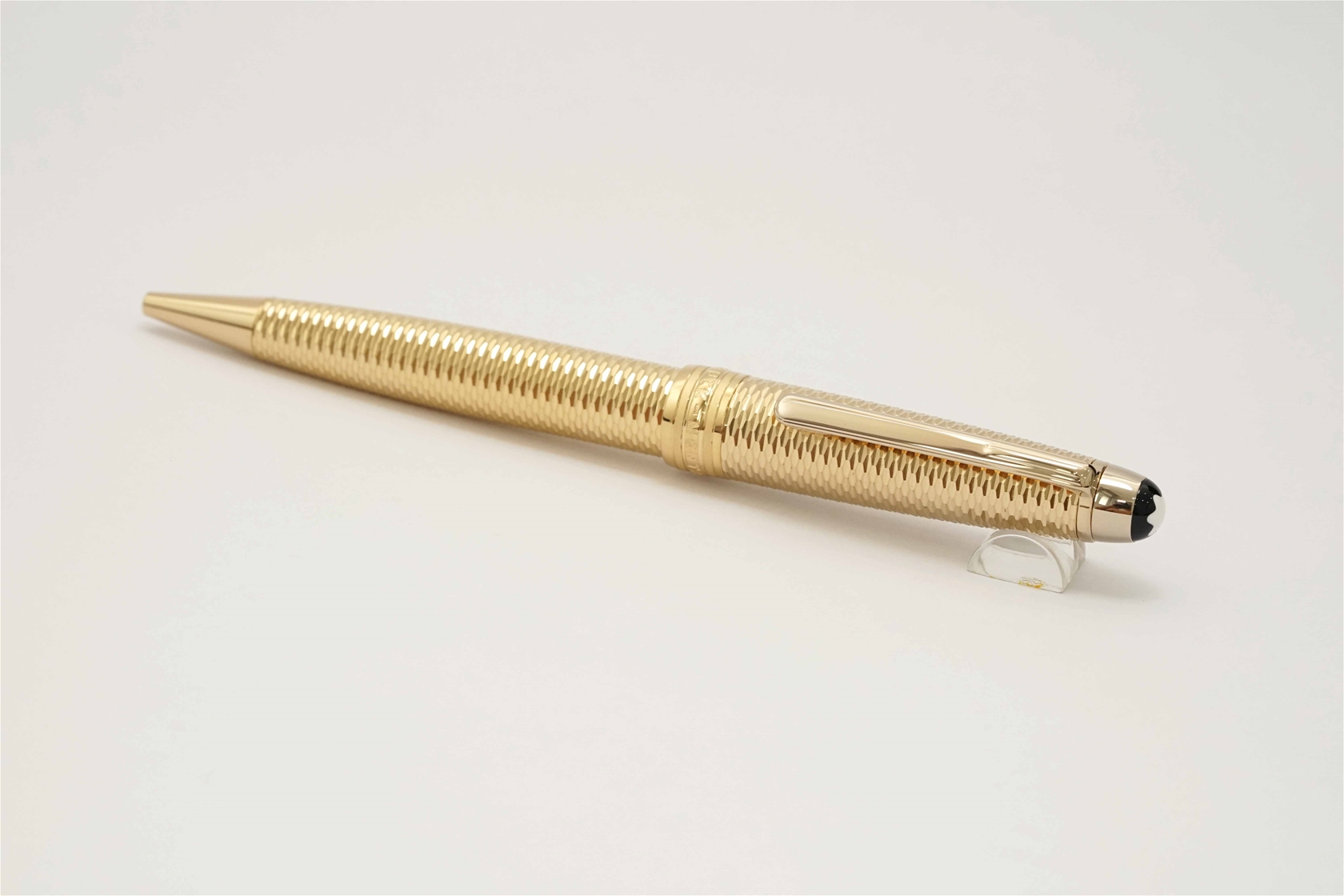 Bút bi Montblanc Meisterstuck Geometry Solitaire Champagne Gold Midsize Ballpoint Pen