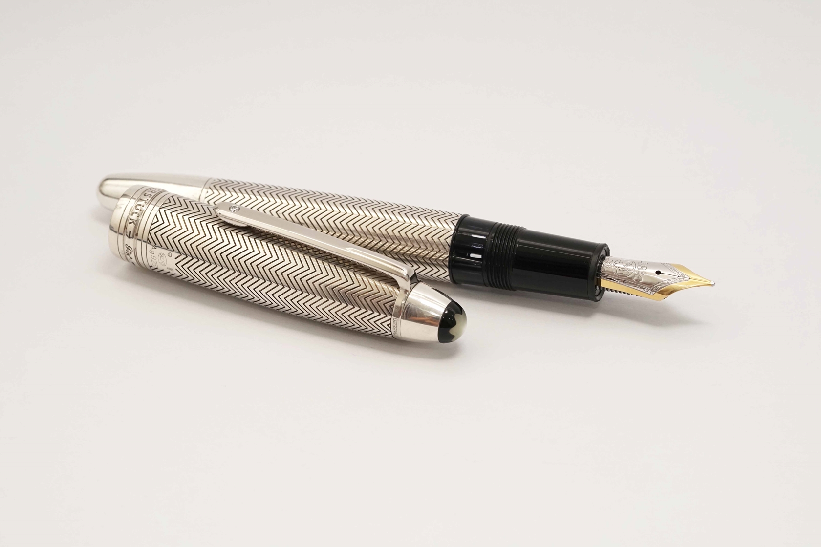 Bút máy Montblanc Meisterstuck LeGrand Solitaire Silver Barley 18K M