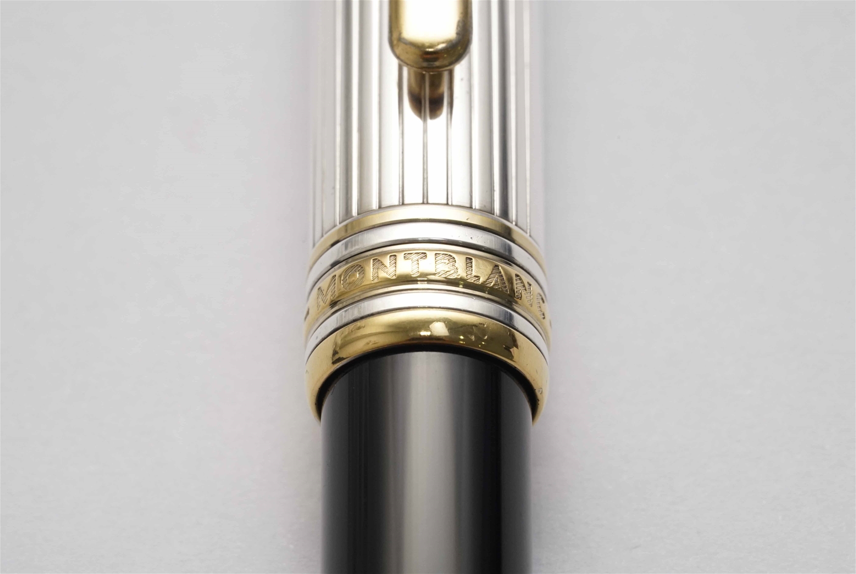 Bút máy Montblanc Meisterstuck Solitaire Doue Sterling Silver Pinstripe 14K B