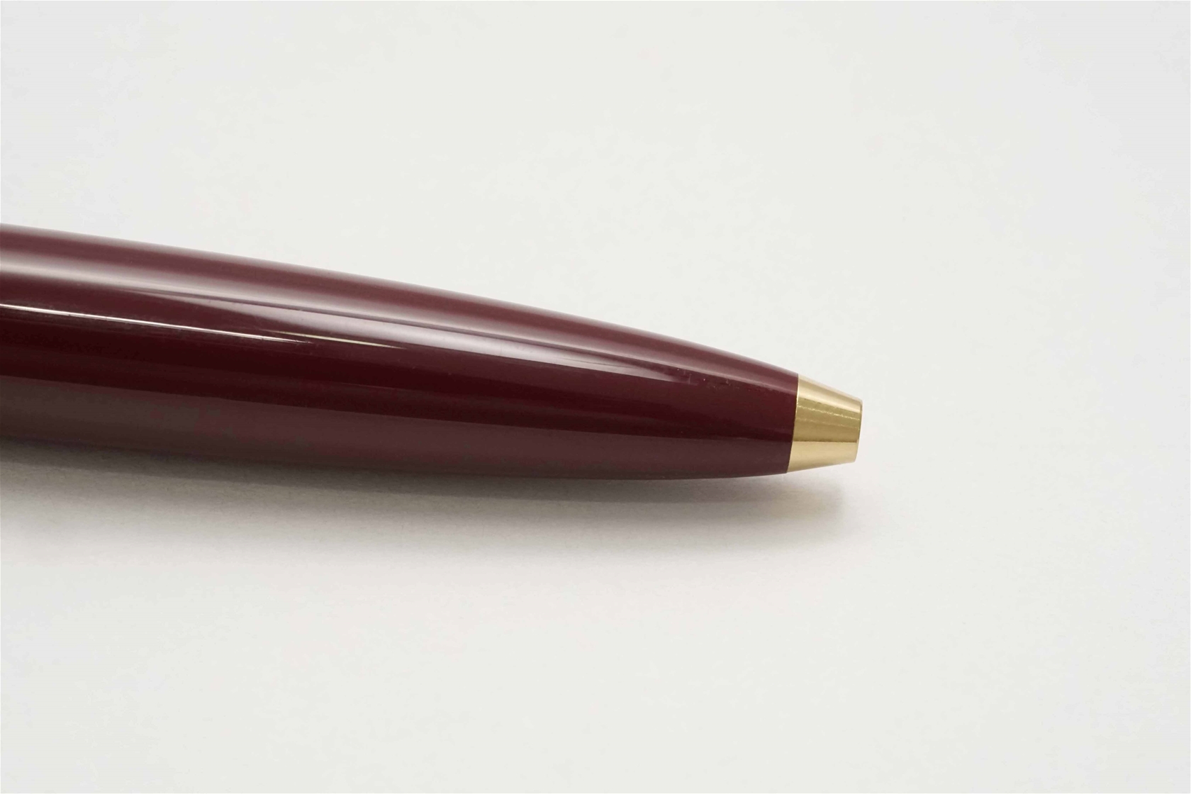 Bút bi Montblanc No 280 Burgundy Clip Lever Ballpoint Pen 