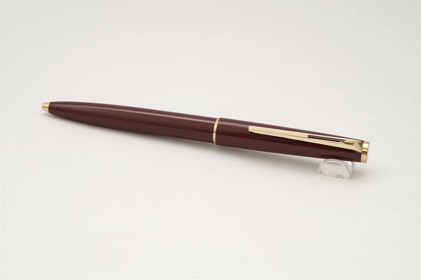 Bút bi Montblanc No 280 Burgundy Clip Lever Ballpoint Pen 