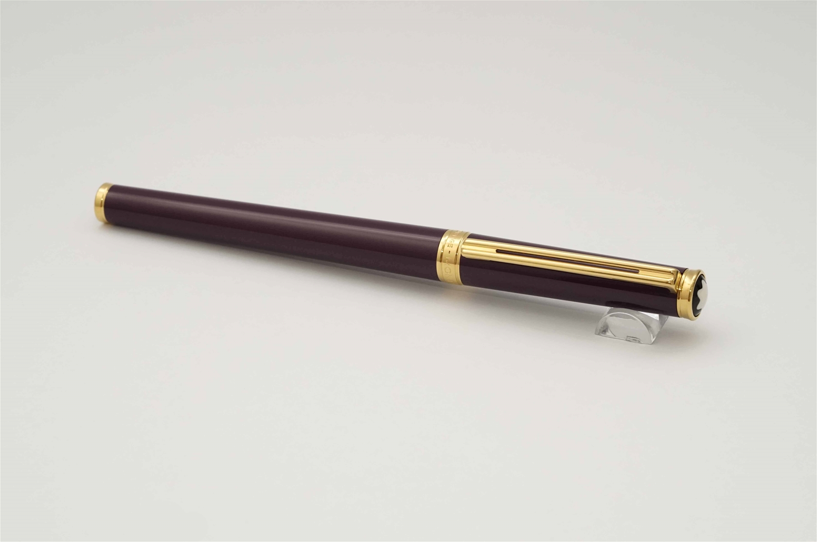 Bút máy Montblanc Noblesse Oblige Violet Purple 14K F