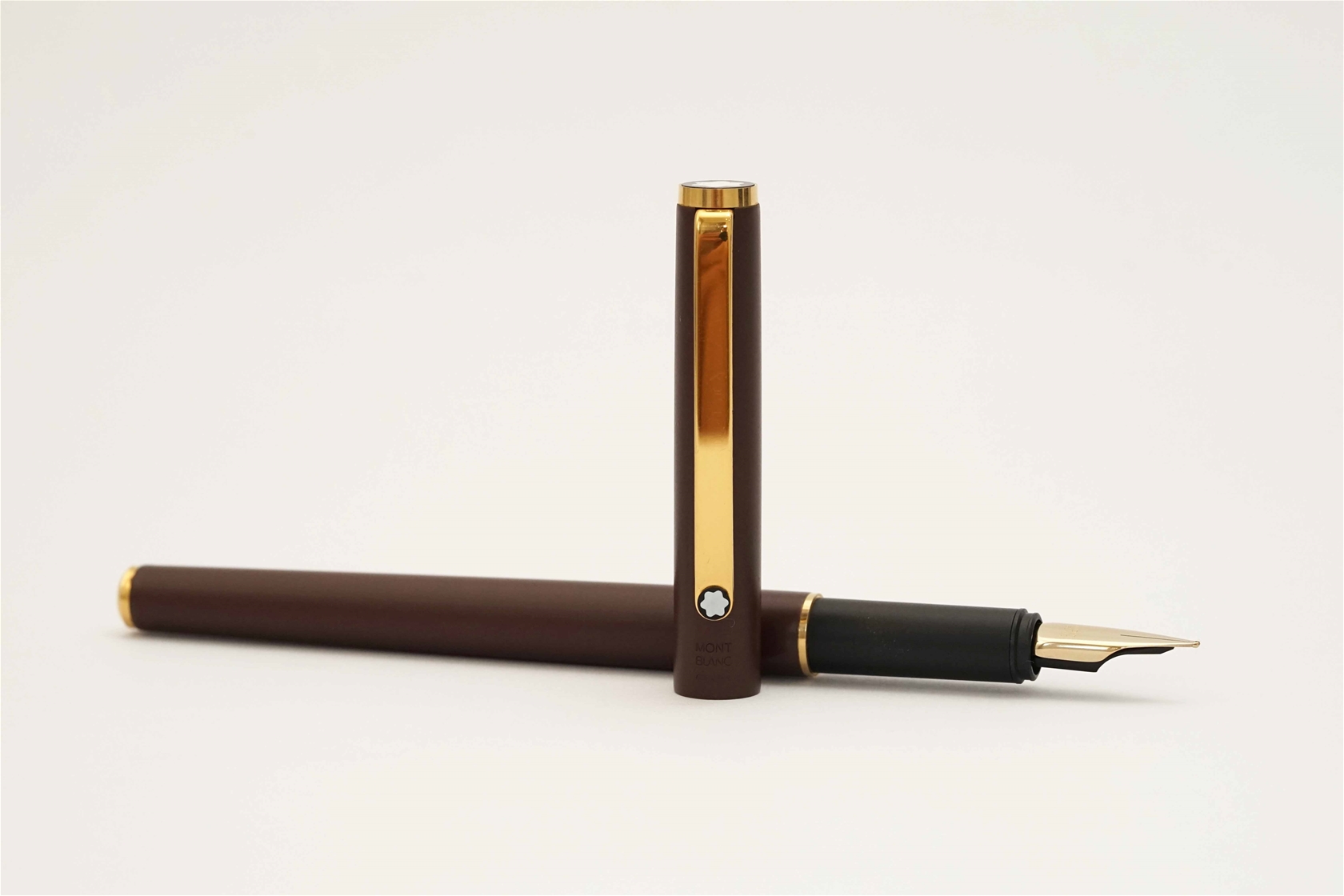 Bút máy Montblanc Noblesse Slimline Matte Brown Steel F