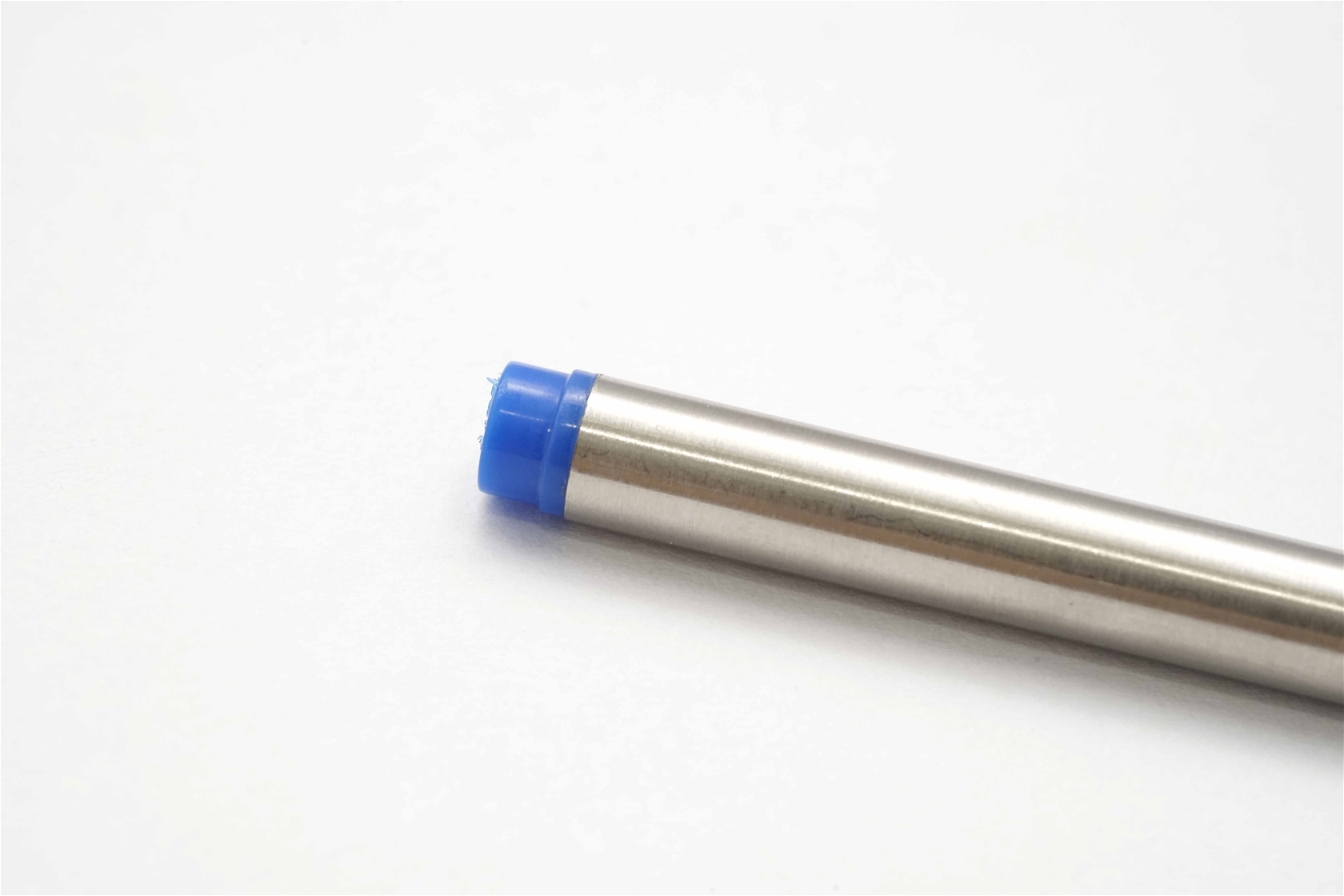 Ruột bút bi nước Montblanc Rollerball Refill Blue (ruột phụ kiện) 