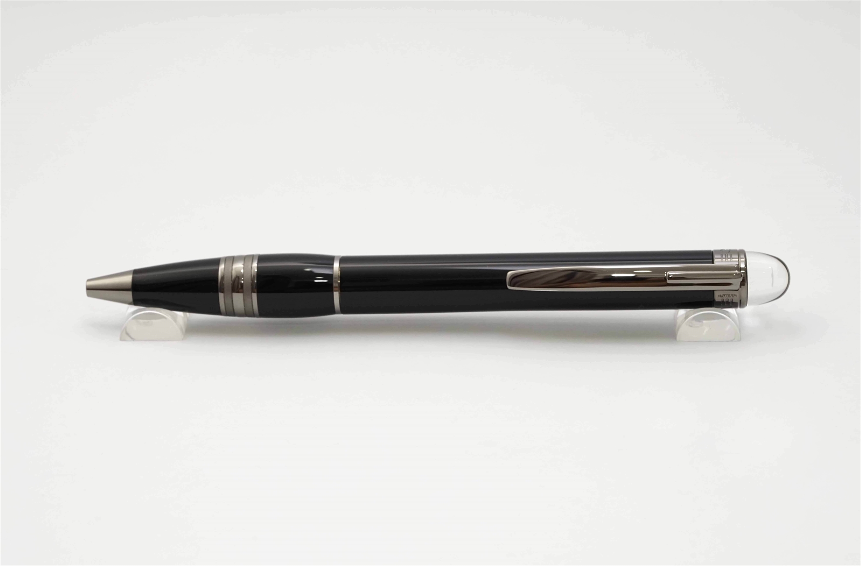 Bút bi Montblanc Starwalker Midnight Black Resin Ballpoint Pen 