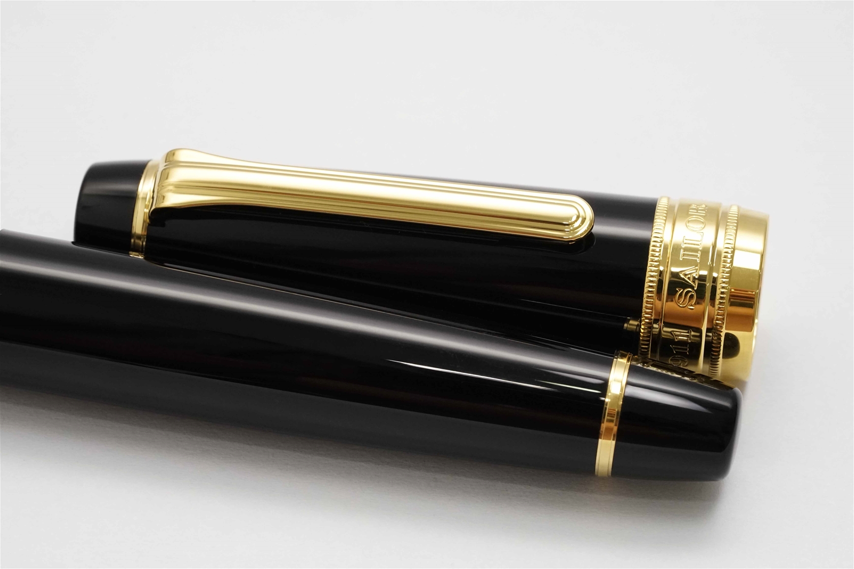 Bút máy Sailor King of Pen Professional Gear Black 21K M