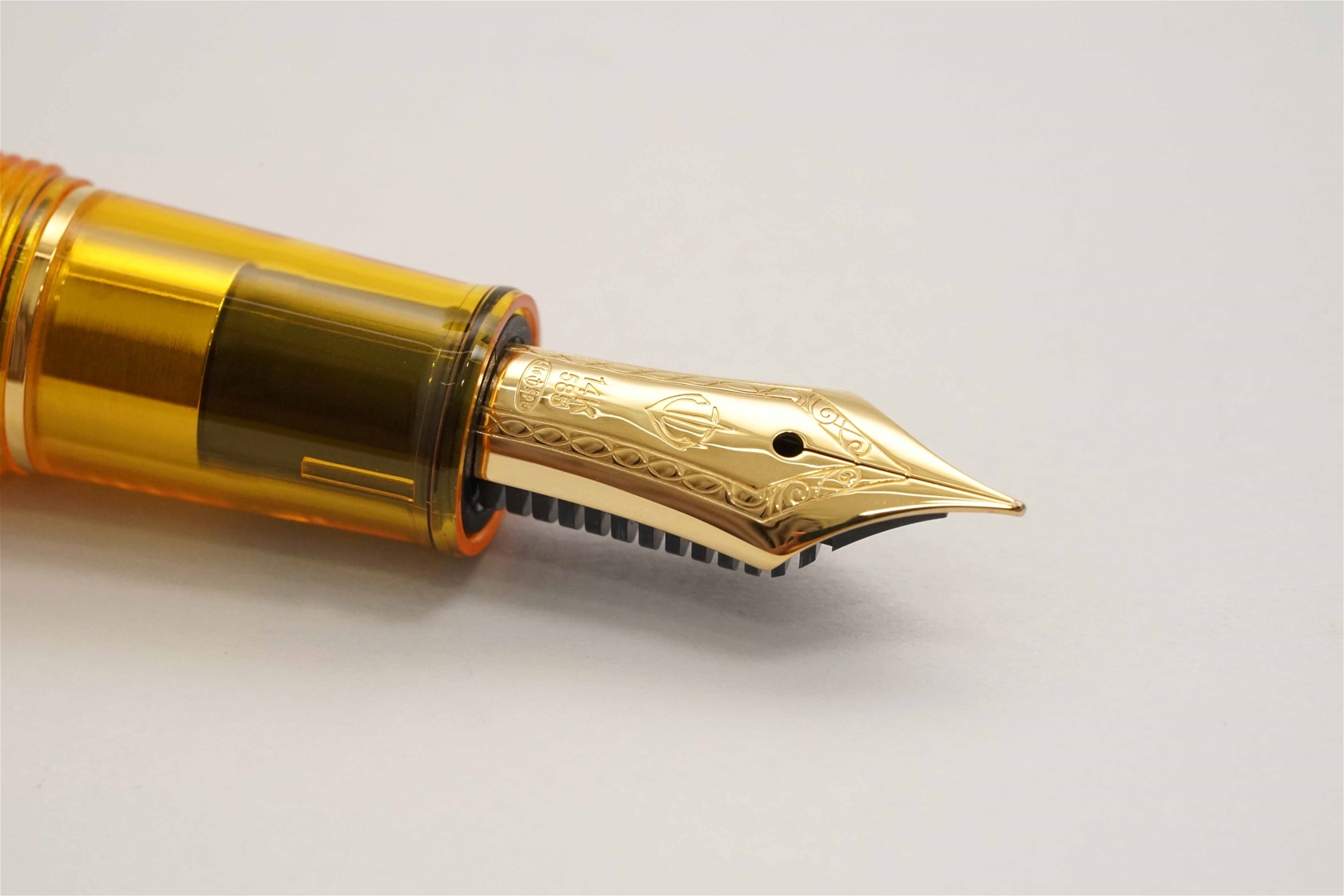 Bút máy Sailor x Wancher Pro Gear Slim Transparent Amber 14K MF