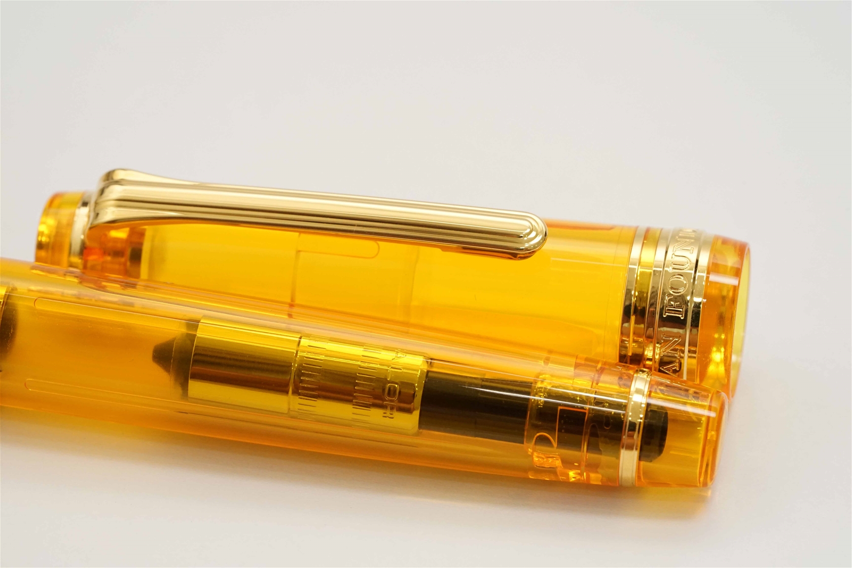 Bút máy Sailor x Wancher Pro Gear Slim Transparent Amber 14K MF