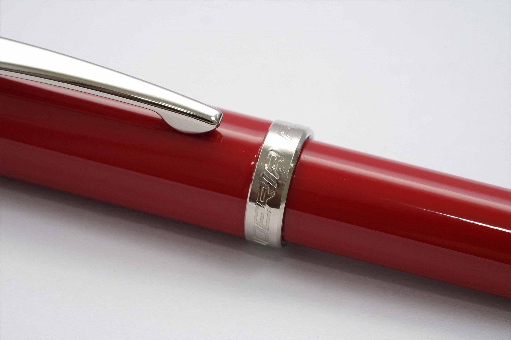 Bút bi Sheaffer 100 Ferrari Red Rosso Corsa CT Ballpoint Pen