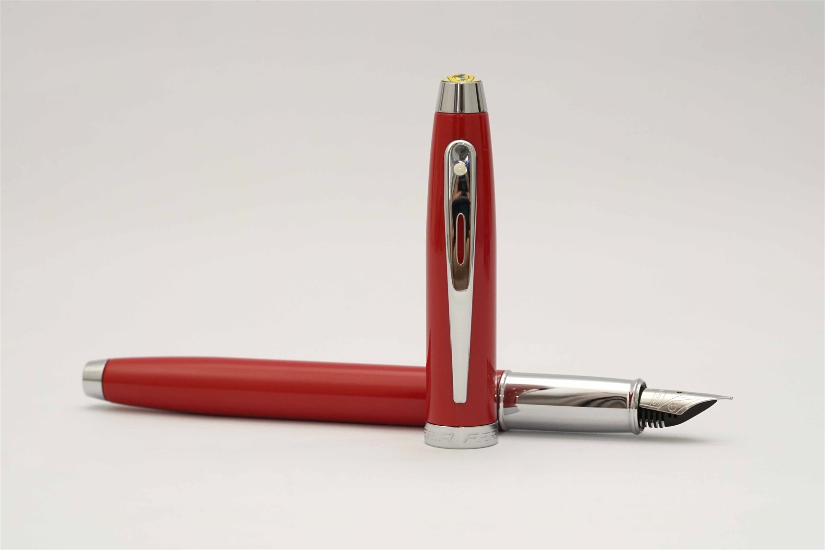 Bút máy Sheaffer Ferrari 100 Red Rosso Corsa Steel F