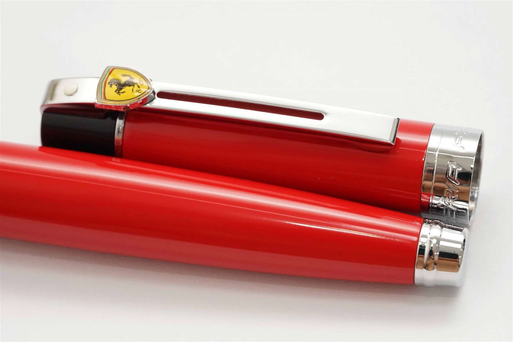 Bút máy Sheaffer Ferrari 300 Red Rossa Corsa Steel F