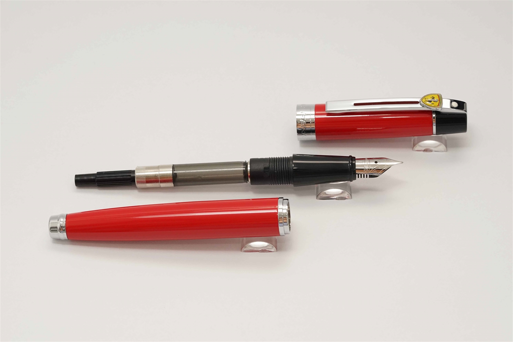 Bút máy Sheaffer Ferrari 300 Red Rossa Corsa Steel F