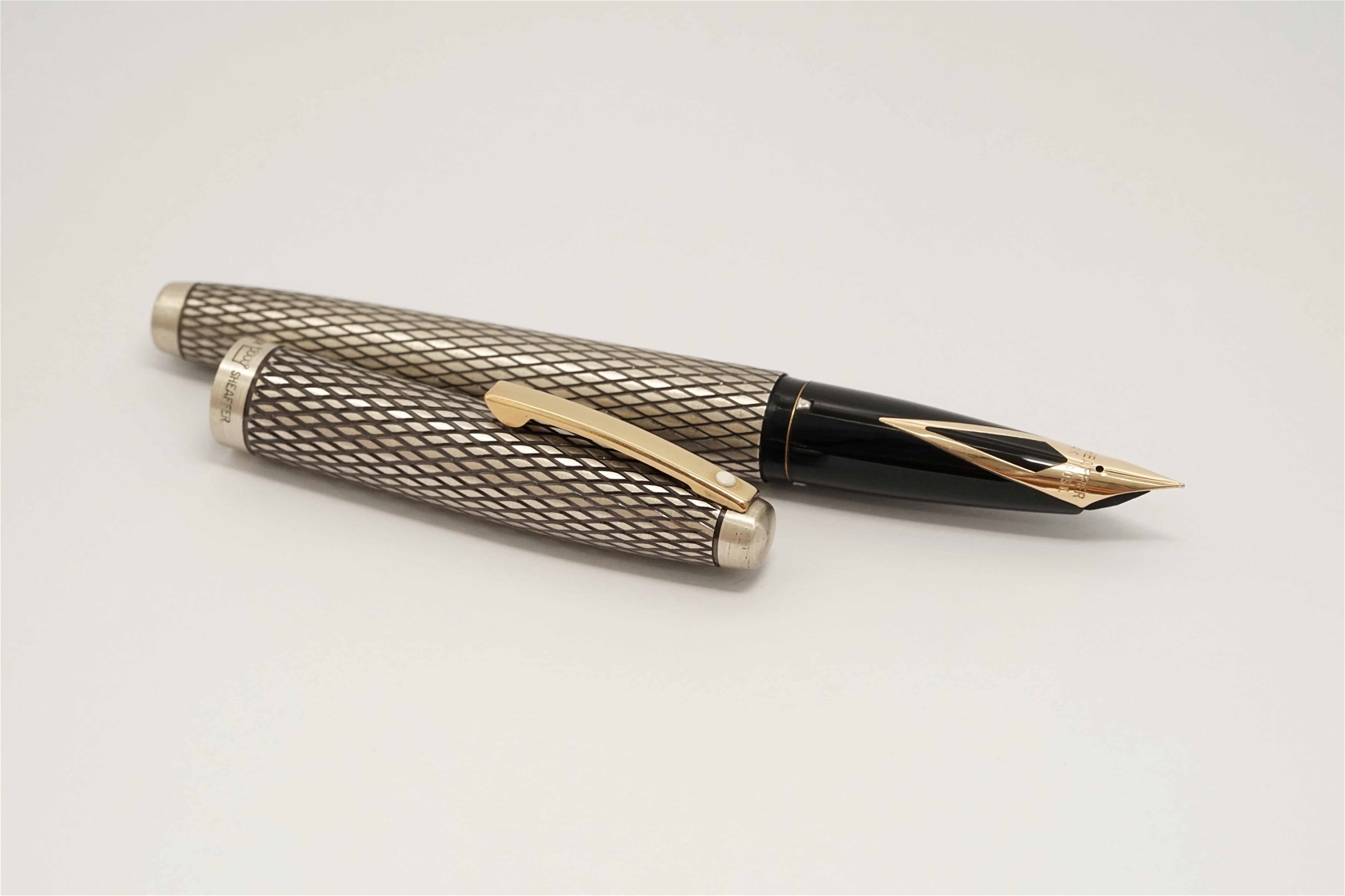 Bút máy Sheaffer Imperial Sterling Silver 14K F