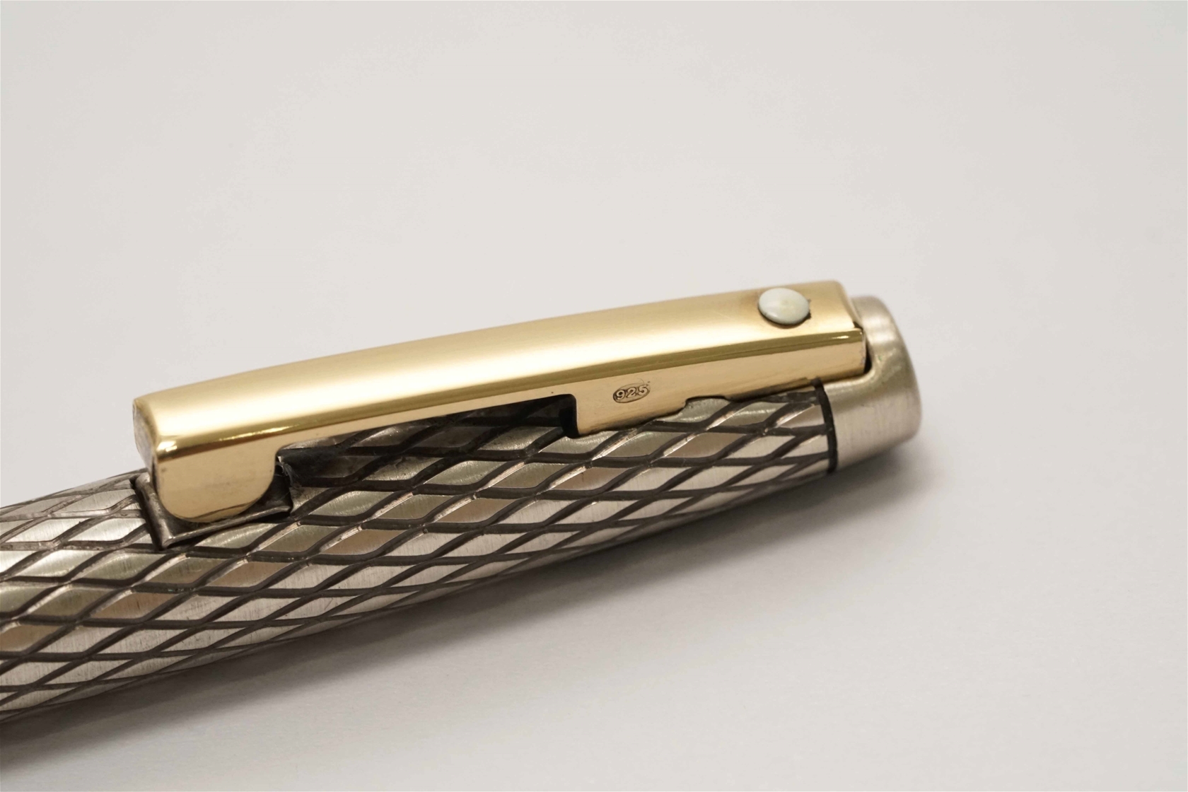 Bút bi Sheaffer Imperial Sterling Silver Ballpoint Pen