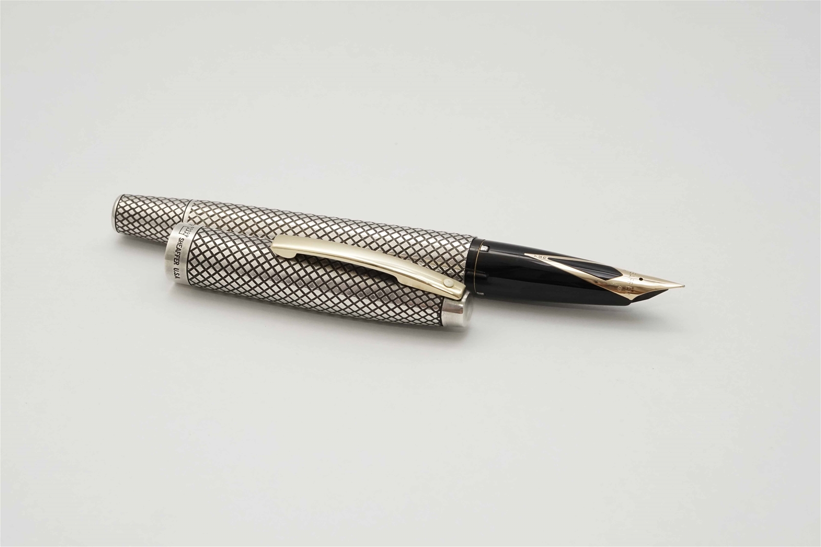 Bút máy Sheaffer Imperial Touchdown Diamond Mesh Sterling Silver 14K F