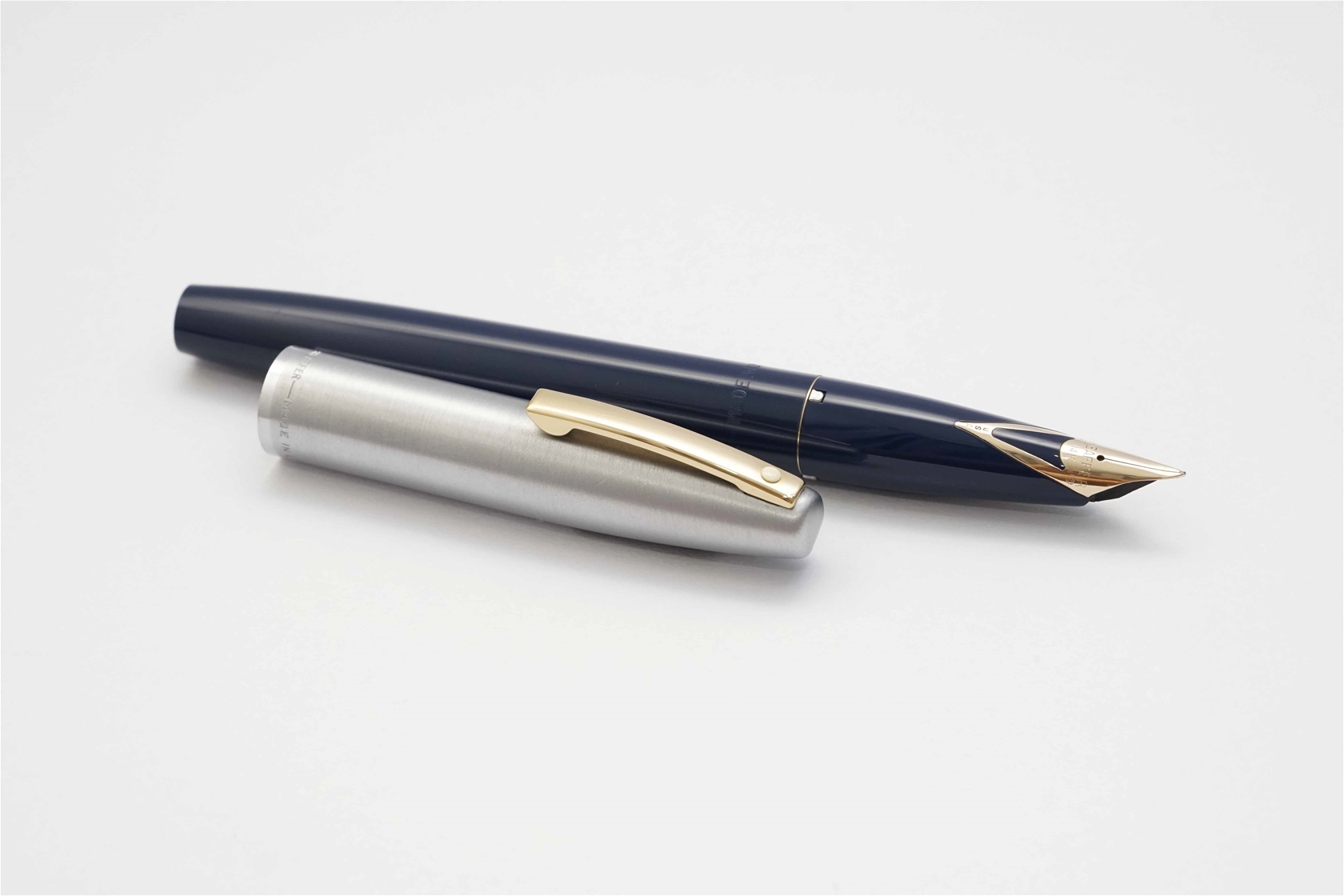 Bút máy Sheaffer Imperial Triumph 440 Blue Barrel 14K F 