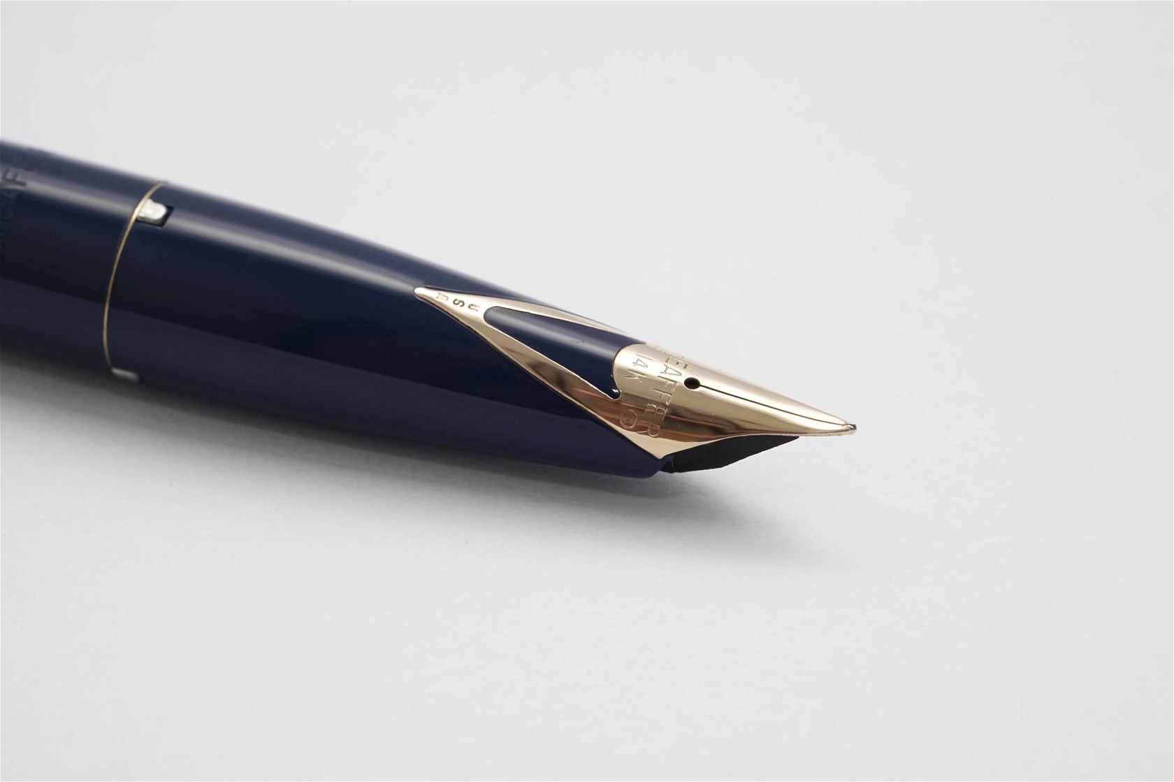 Bút máy Sheaffer Imperial Triumph 440 Blue Barrel 14K F 