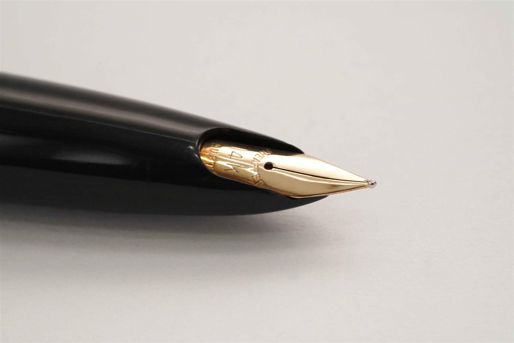 Bút máy Sheaffer Lady 630 Brushed Gold 14K F