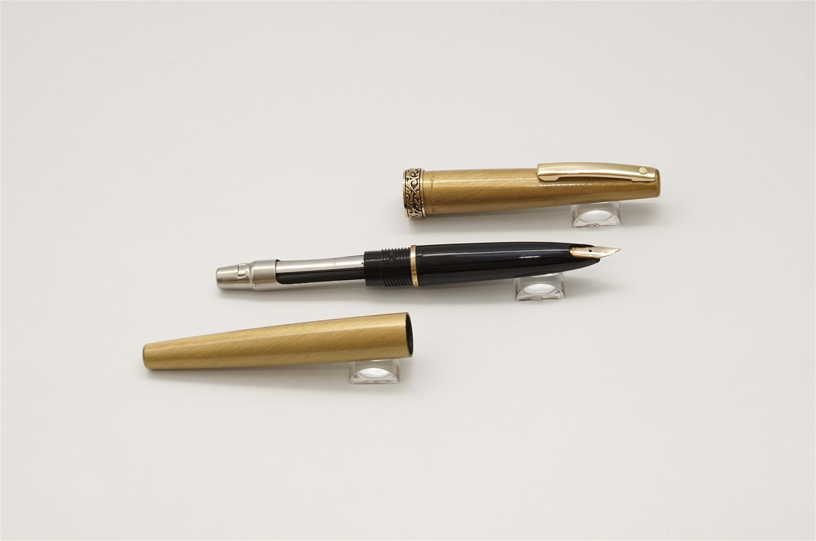 Bút máy Sheaffer Lady 630 Brushed Gold 14K F