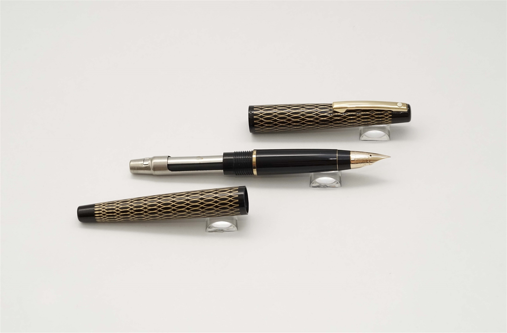 Bút máy Sheaffer Lady 632 Black Tulle 14F F