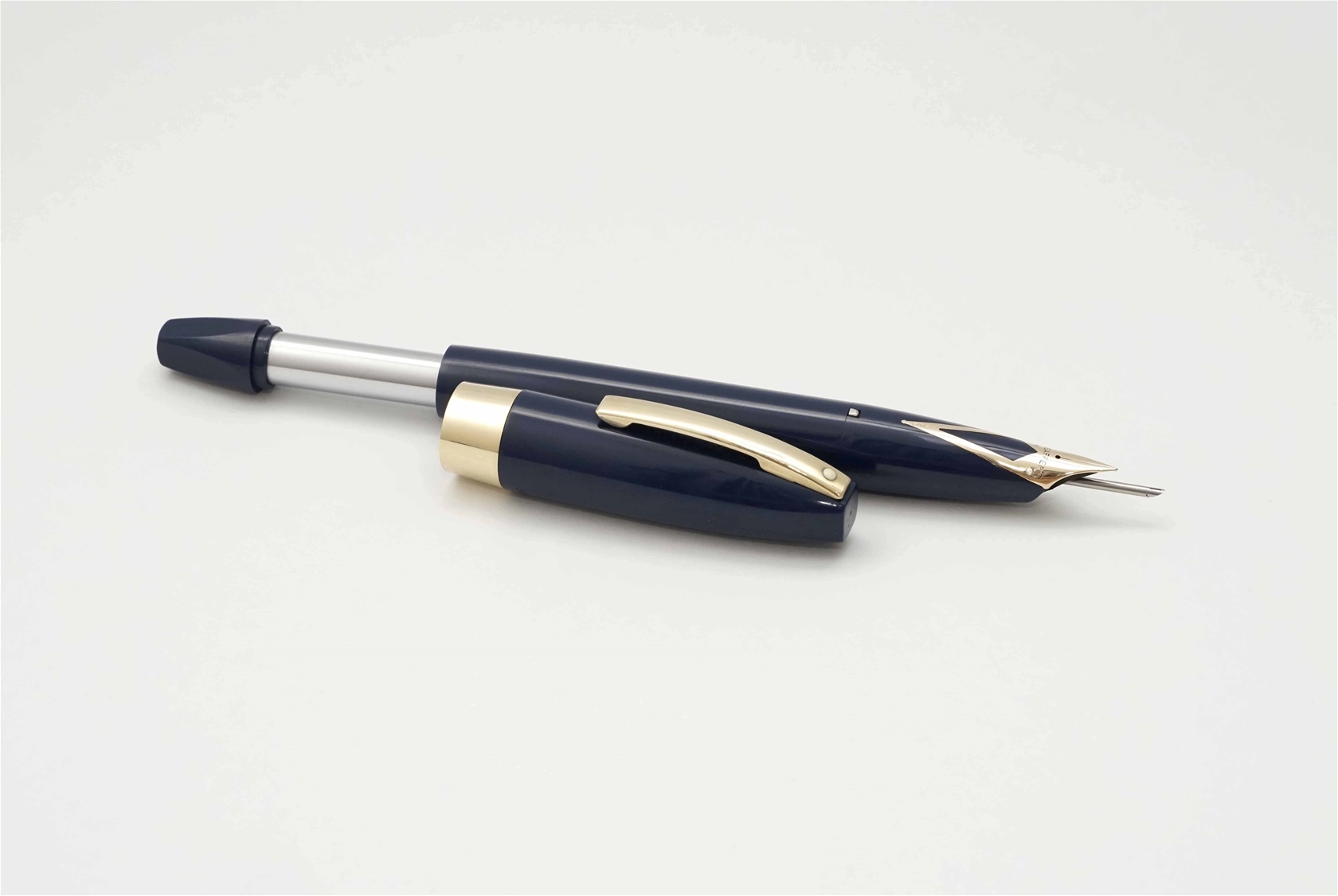 Bút máy Sheaffer PFM III Blue 14K F