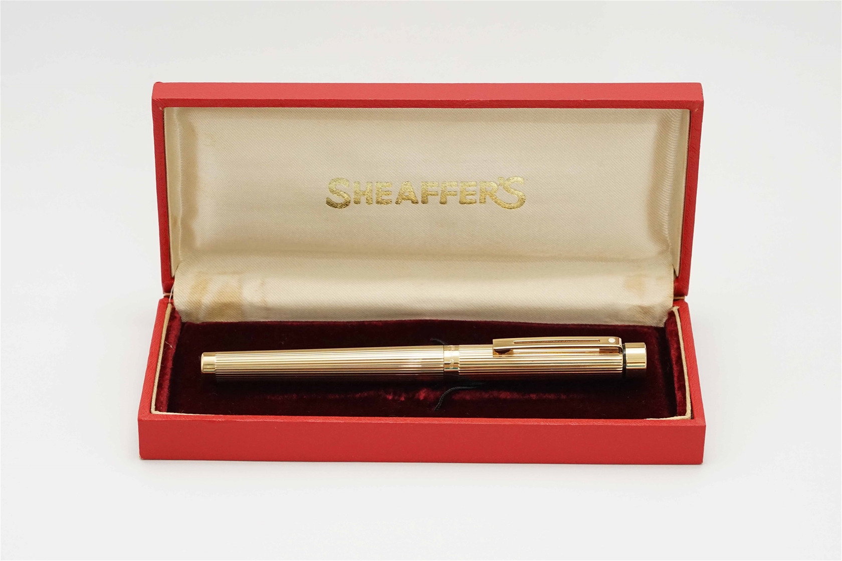 Bút máy Sheaffer Targa 1005 Gold Electroplated 14K F